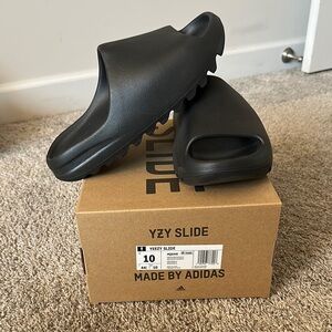 Yeezy Slide Black Sandals
